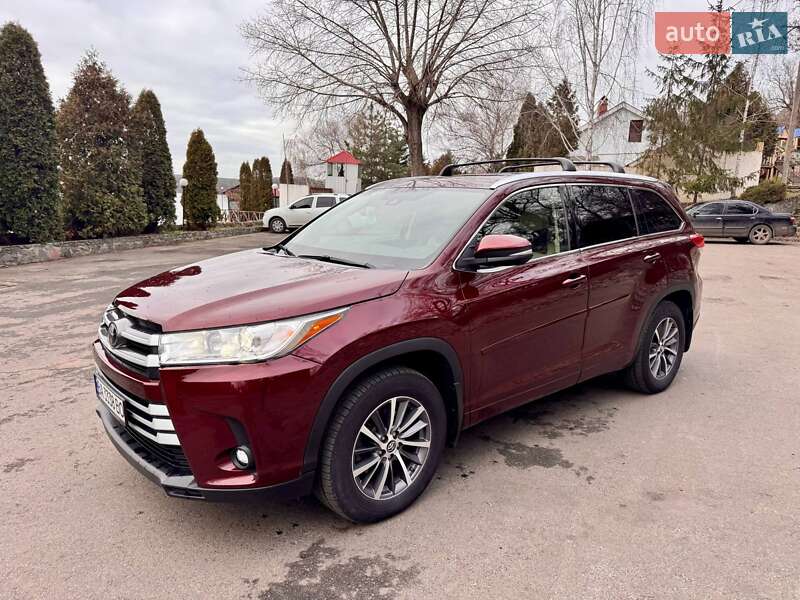 Внедорожник / Кроссовер Toyota Highlander 2018 в Кропивницком фото 16 Внедорожник / Кроссовер Toyota Highlander 2018 в Кропивницком