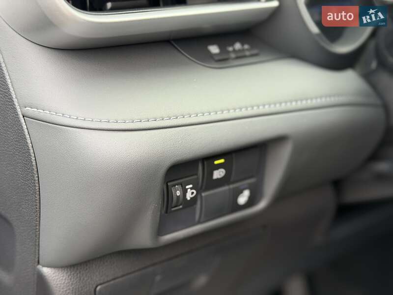 Позашляховик / Кросовер Toyota Highlander 2021 в Дніпрі