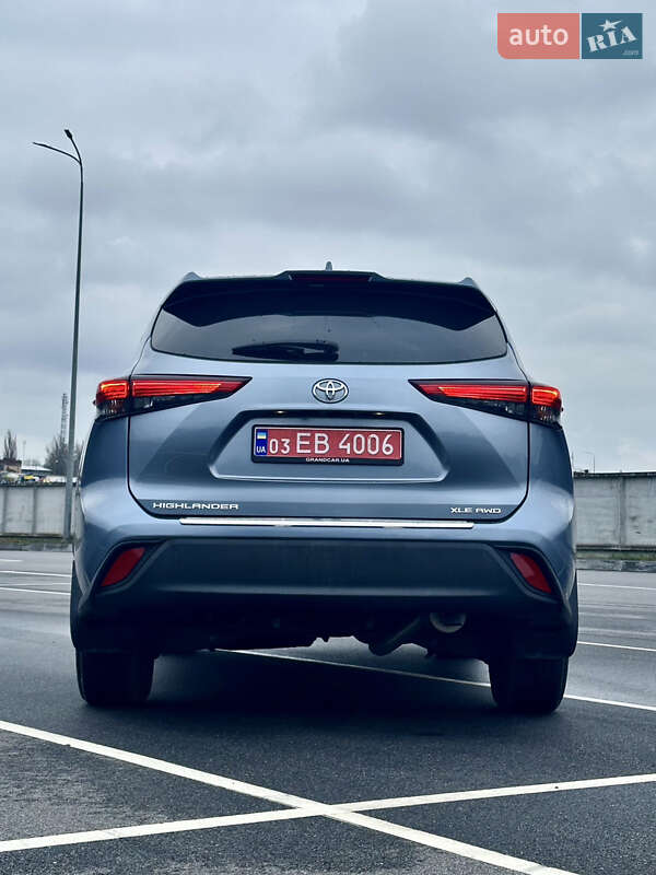 Позашляховик / Кросовер Toyota Highlander 2021 в Вінниці