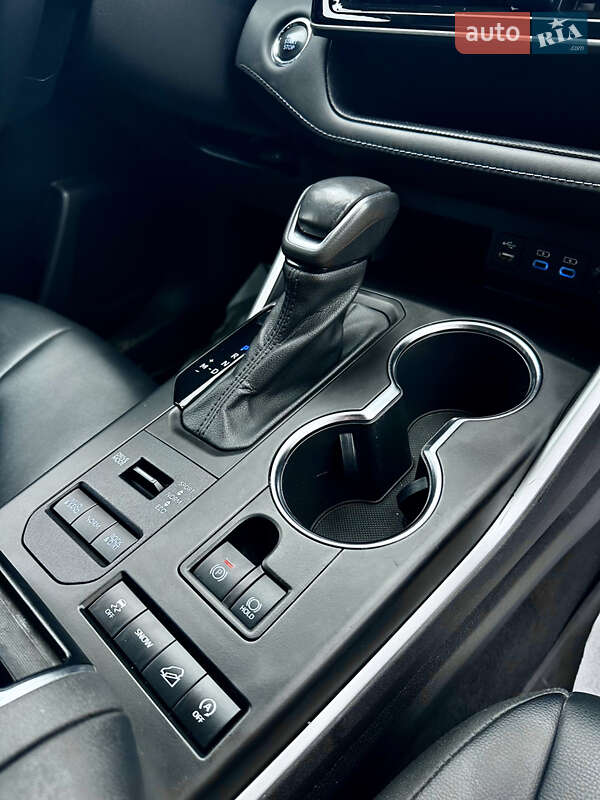 Позашляховик / Кросовер Toyota Highlander 2021 в Вінниці