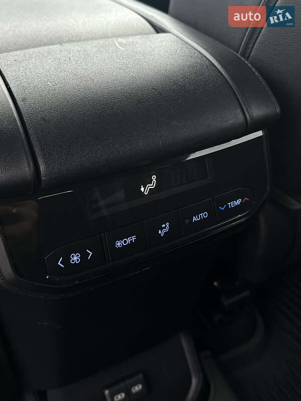 Позашляховик / Кросовер Toyota Highlander 2021 в Вінниці