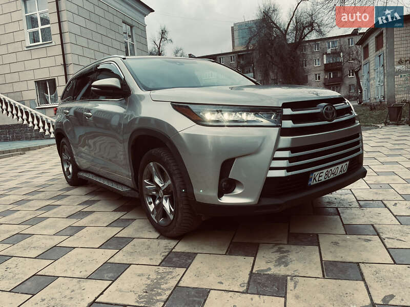 Внедорожник / Кроссовер Toyota Highlander 2015 в Кривом Роге фото 4 Внедорожник / Кроссовер Toyota Highlander 2015 в Кривом Роге