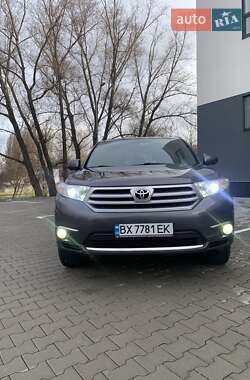 Внедорожник / Кроссовер Toyota Highlander 2012 в Хмельницком