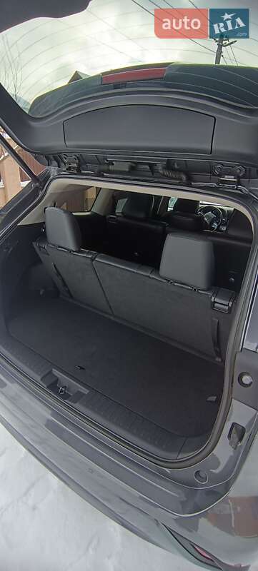 Внедорожник / Кроссовер Toyota Highlander 2021 в Киеве