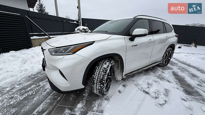 Внедорожник / Кроссовер Toyota Highlander 2021 в Тернополе фото 3 Внедорожник / Кроссовер Toyota Highlander 2021 в Тернополе