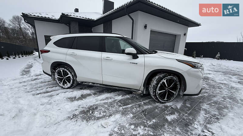 Внедорожник / Кроссовер Toyota Highlander 2021 в Тернополе фото 8 Внедорожник / Кроссовер Toyota Highlander 2021 в Тернополе