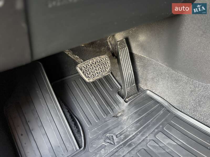 Внедорожник / Кроссовер Toyota Highlander 2020 в Киеве