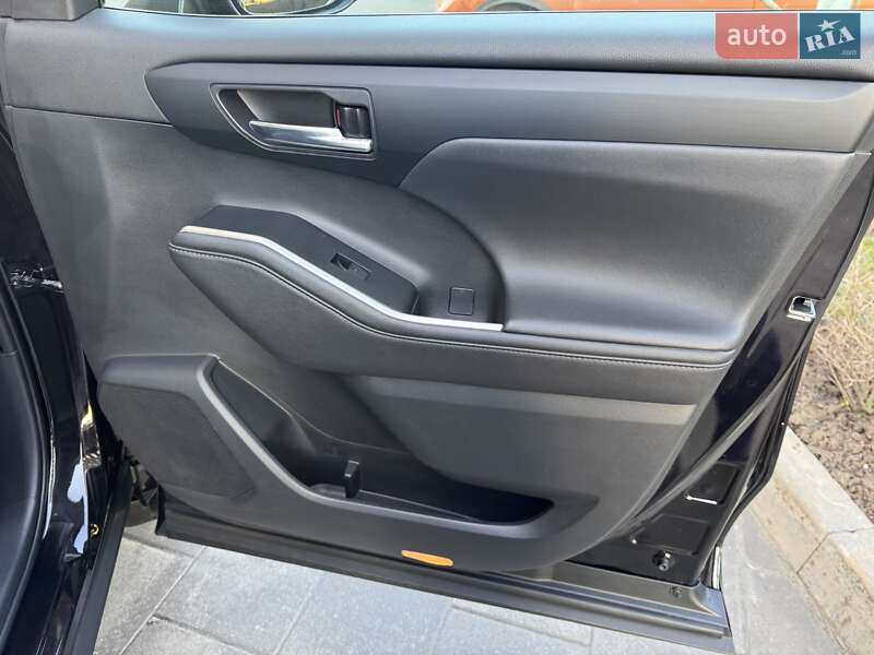 Внедорожник / Кроссовер Toyota Highlander 2020 в Киеве