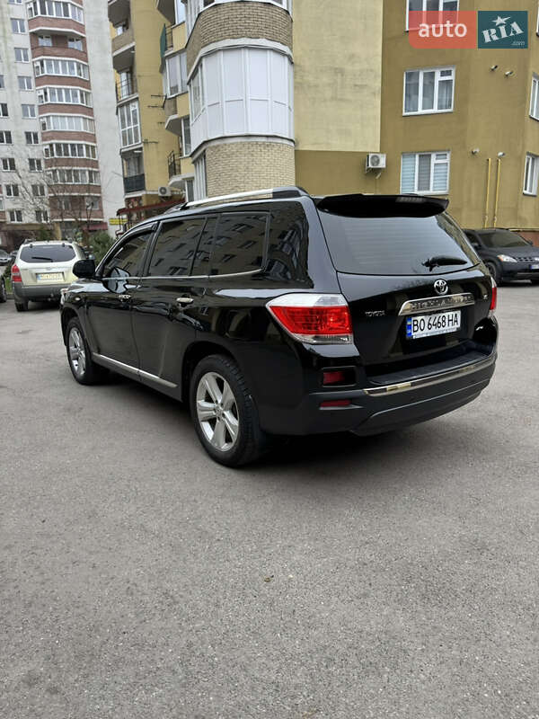 Внедорожник / Кроссовер Toyota Highlander 2013 в Тернополе