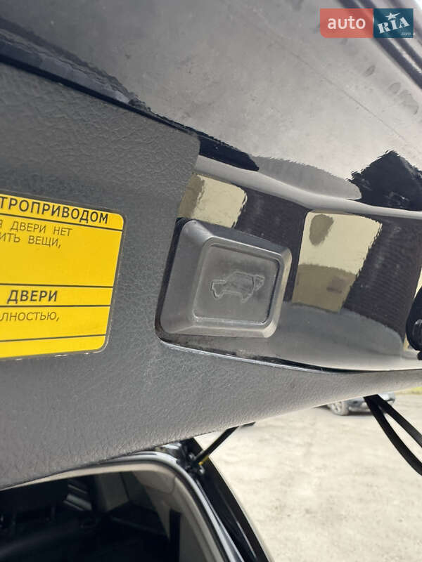 Внедорожник / Кроссовер Toyota Highlander 2013 в Тернополе