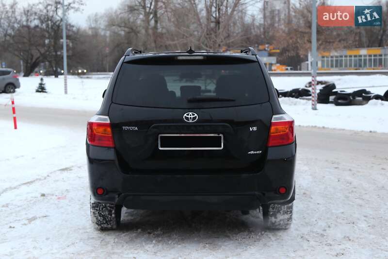 Позашляховик / Кросовер Toyota Highlander 2008 в Києві