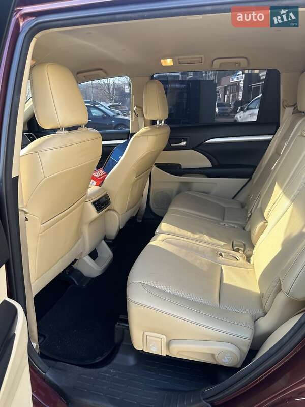 Внедорожник / Кроссовер Toyota Highlander 2014 в Калуше фото 29 Внедорожник / Кроссовер Toyota Highlander 2014 в Калуше