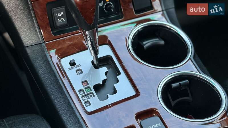 Внедорожник / Кроссовер Toyota Highlander 2011 в Зборове