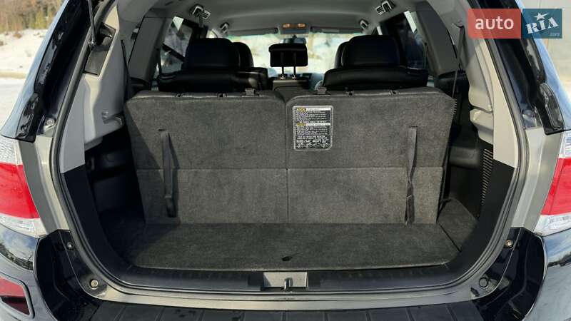 Внедорожник / Кроссовер Toyota Highlander 2011 в Зборове