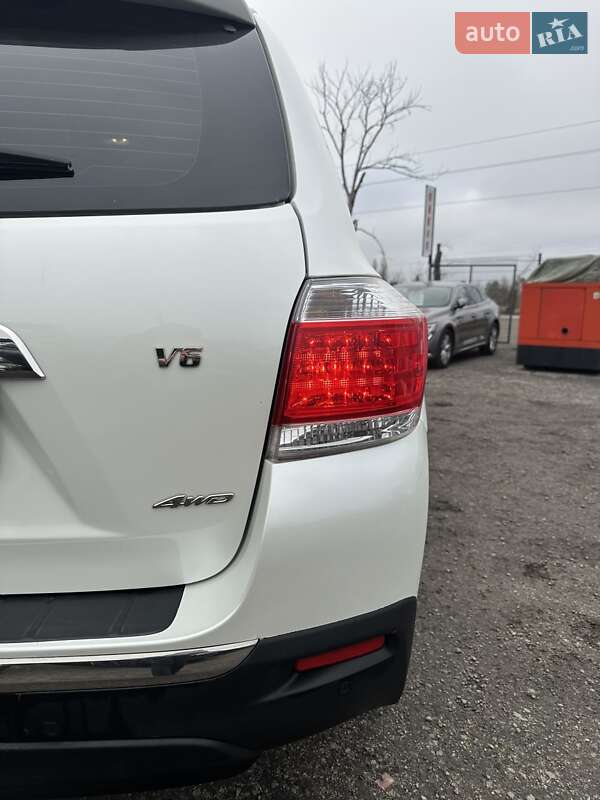 Внедорожник / Кроссовер Toyota Highlander 2012 в Белогородке фото 9 Внедорожник / Кроссовер Toyota Highlander 2012 в Белогородке