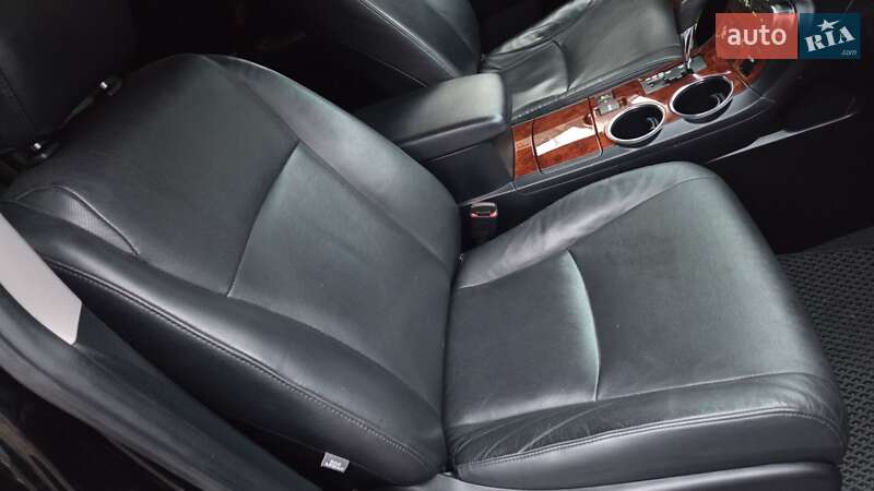 Внедорожник / Кроссовер Toyota Highlander 2013 в Харькове