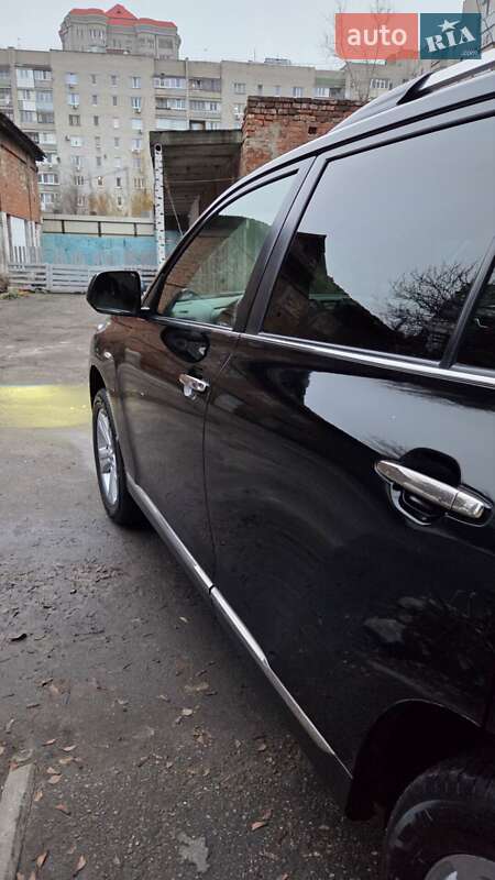 Внедорожник / Кроссовер Toyota Highlander 2013 в Харькове