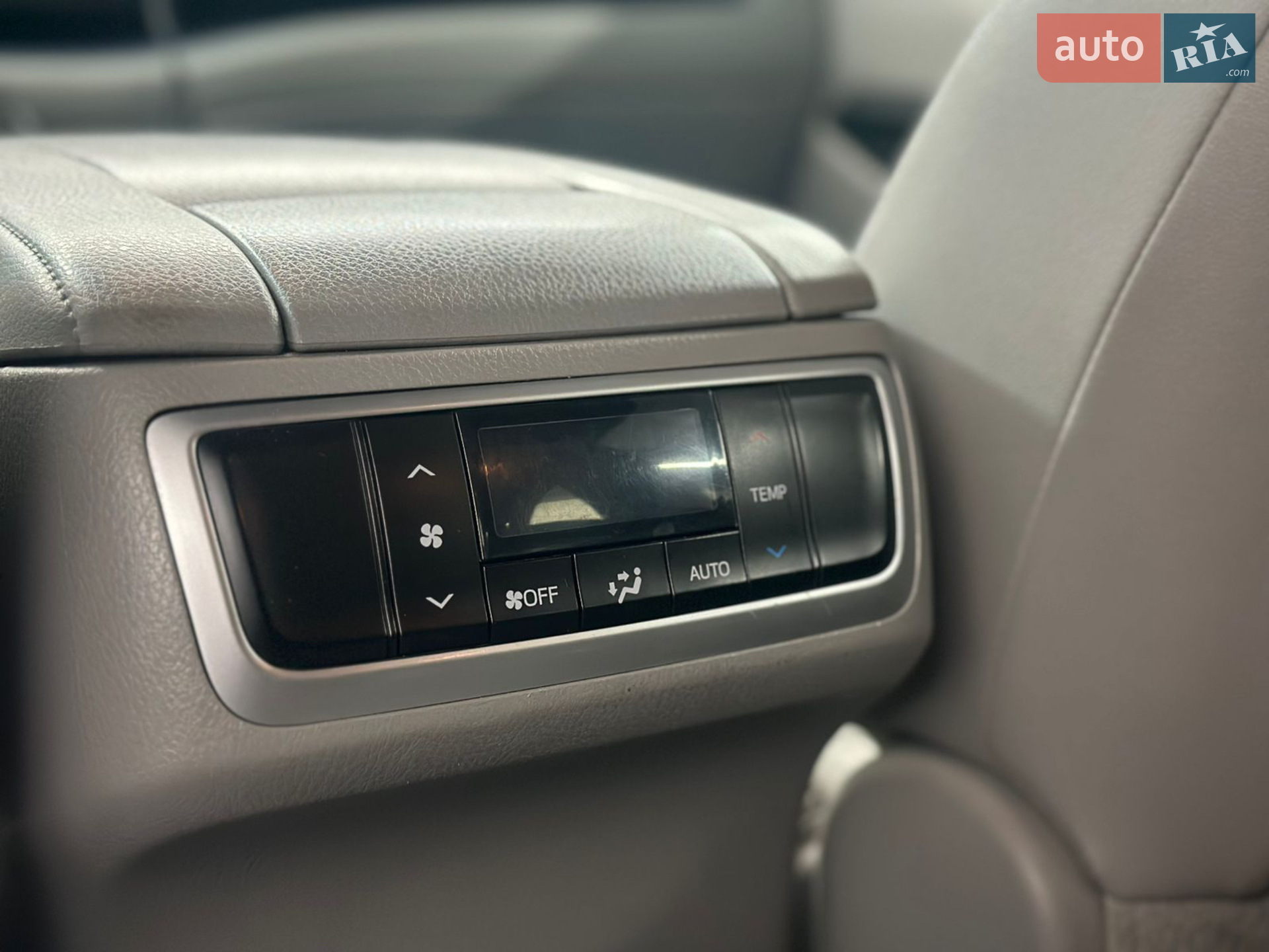 2014 Toyota Highlander - мініатюра 31