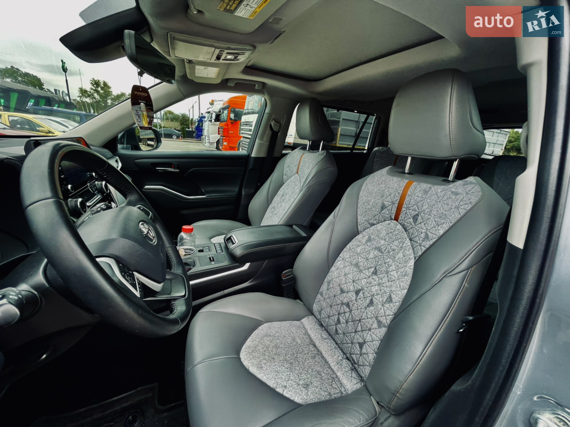 2022 Toyota Highlander - мініатюра 22