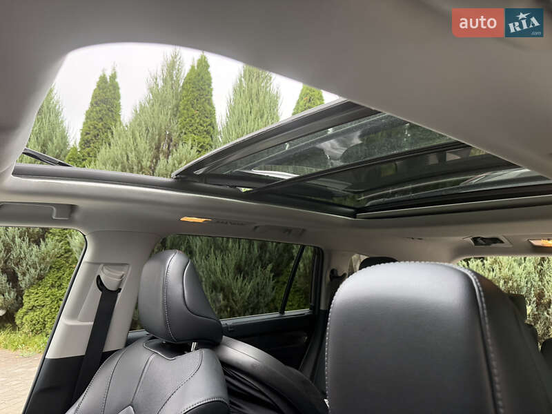 Внедорожник / Кроссовер Toyota Highlander 2021 в Самборе