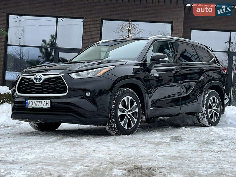Внедорожник / Кроссовер Toyota Highlander 2020 в Ужгороде
