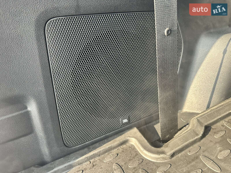 Внедорожник / Кроссовер Toyota Highlander 2021 в Гайсине