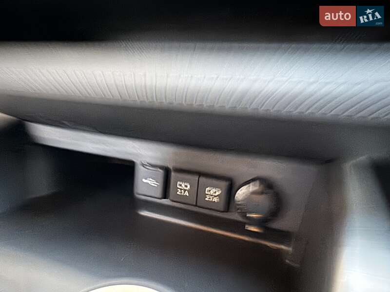 Внедорожник / Кроссовер Toyota Highlander 2020 в Тернополе