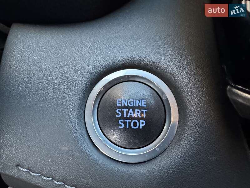 Внедорожник / Кроссовер Toyota Highlander 2020 в Тернополе