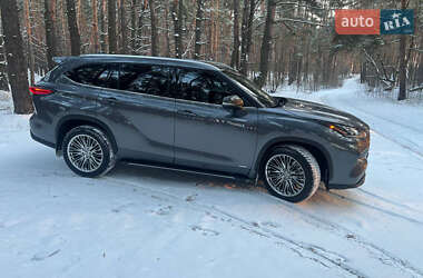 Внедорожник / Кроссовер Toyota Highlander 2021 в Горишних Плавнях