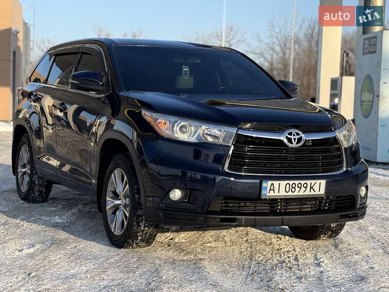 Toyota Highlander 2015