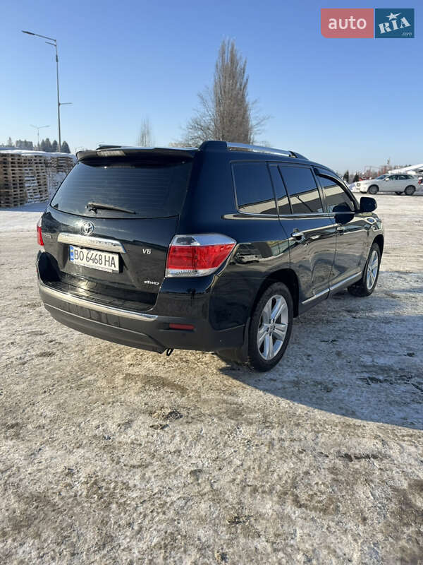Внедорожник / Кроссовер Toyota Highlander 2013 в Тернополе
