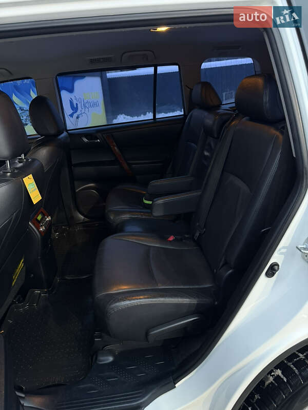 Внедорожник / Кроссовер Toyota Highlander 2011 в Тернополе фото 33 Внедорожник / Кроссовер Toyota Highlander 2011 в Тернополе