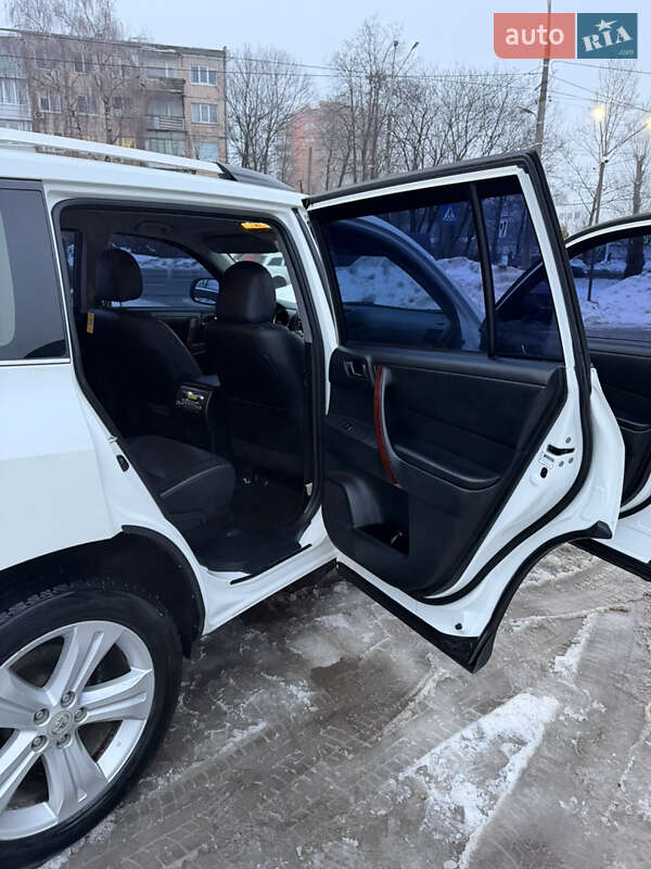 Внедорожник / Кроссовер Toyota Highlander 2011 в Тернополе фото 42 Внедорожник / Кроссовер Toyota Highlander 2011 в Тернополе