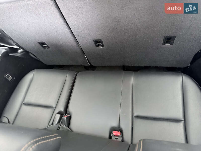 Позашляховик / Кросовер Toyota Highlander 2018 в Києві