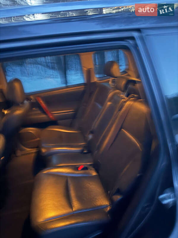 Внедорожник / Кроссовер Toyota Highlander 2011 в Киеве