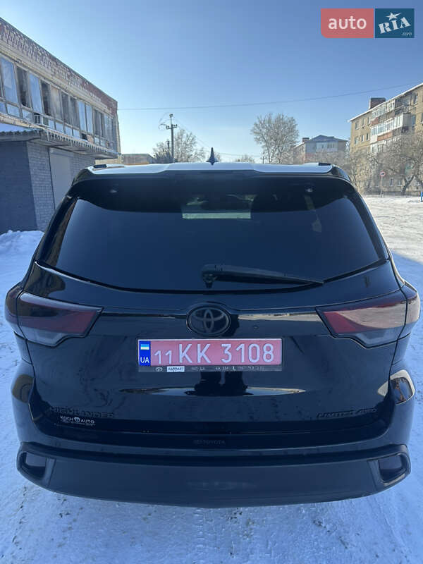 Внедорожник / Кроссовер Toyota Highlander 2019 в Харькове