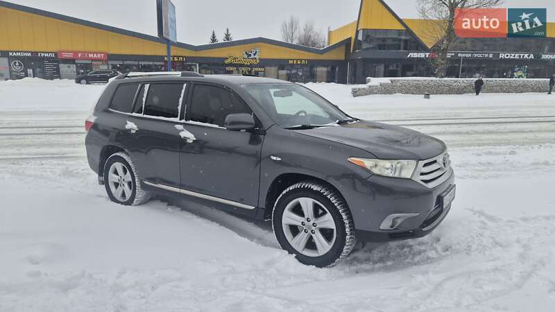 Toyota Highlander 2011