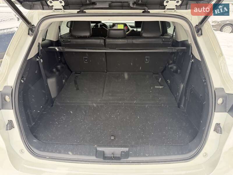 Внедорожник / Кроссовер Toyota Highlander 2020 в Киеве