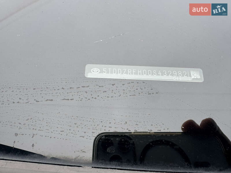 Внедорожник / Кроссовер Toyota Highlander 2017 в Киеве фото 9 Внедорожник / Кроссовер Toyota Highlander 2017 в Киеве