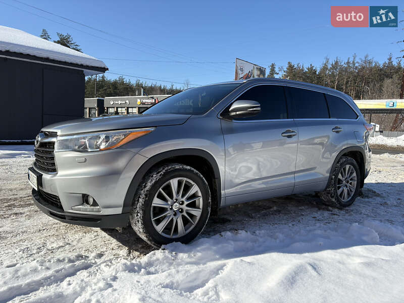 Внедорожник / Кроссовер Toyota Highlander 2014 в Киеве фото 2 Внедорожник / Кроссовер Toyota Highlander 2014 в Киеве