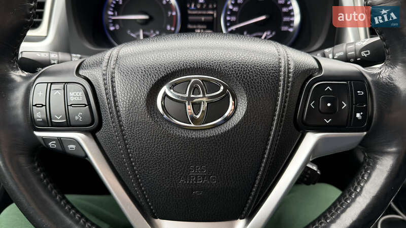 Позашляховик / Кросовер Toyota Highlander 2014 в Харкові фото 23 Позашляховик / Кросовер Toyota Highlander 2014 в Харкові