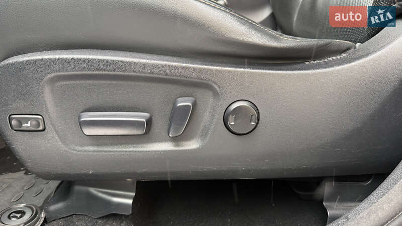 Позашляховик / Кросовер Toyota Highlander 2014 в Харкові фото 26 Позашляховик / Кросовер Toyota Highlander 2014 в Харкові