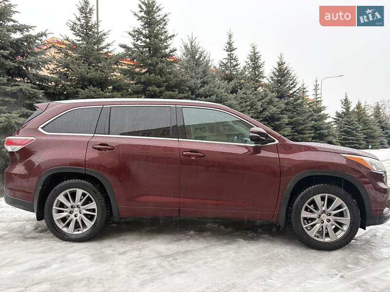 Внедорожник / Кроссовер Toyota Highlander 2014 в Харькове фото 9 Внедорожник / Кроссовер Toyota Highlander 2014 в Харькове