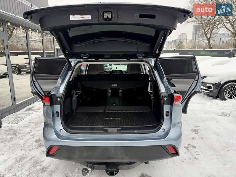 Позашляховик / Кросовер Toyota Highlander 2021 в Києві фото 25 Позашляховик / Кросовер Toyota Highlander 2021 в Києві