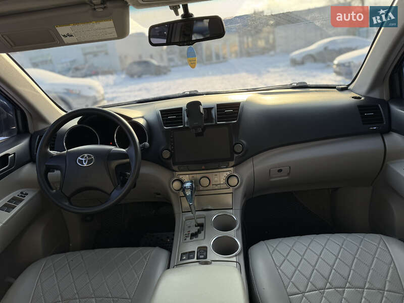 Внедорожник / Кроссовер Toyota Highlander 2008 в Киеве фото 17 Внедорожник / Кроссовер Toyota Highlander 2008 в Киеве
