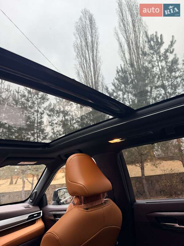 Внедорожник / Кроссовер Toyota Highlander 2021 в Кременчуге фото 9 Внедорожник / Кроссовер Toyota Highlander 2021 в Кременчуге