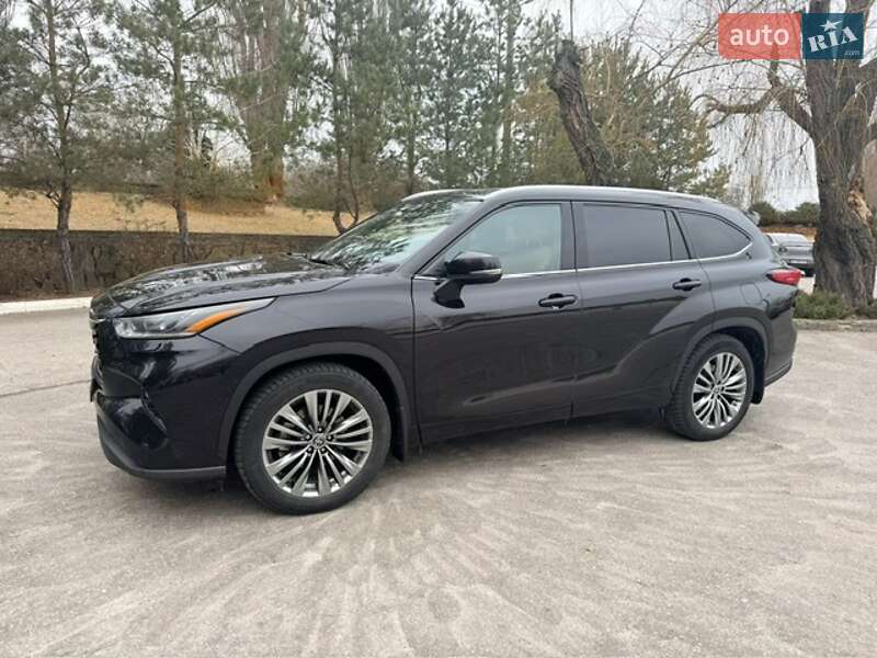 Внедорожник / Кроссовер Toyota Highlander 2021 в Кременчуге фото Внедорожник / Кроссовер Toyota Highlander 2021 в Кременчуге