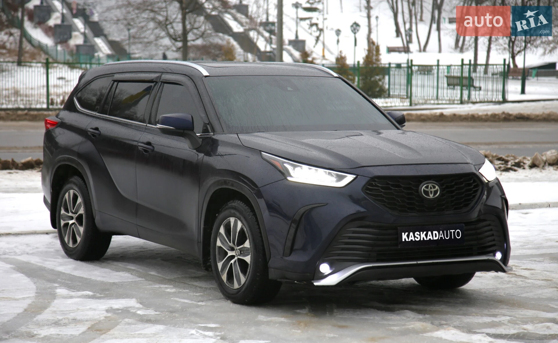 2020 Toyota Highlander - мініатюра 3