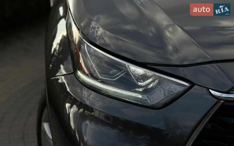 Внедорожник / Кроссовер Toyota Highlander 2020 в Львове