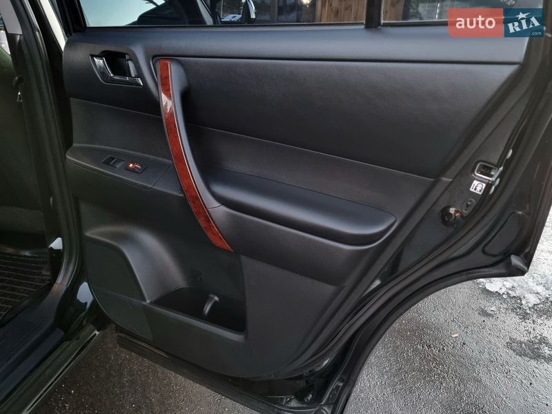 Внедорожник / Кроссовер Toyota Highlander 2013 в Виннице